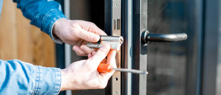 Commercial Locksmith Pedley
